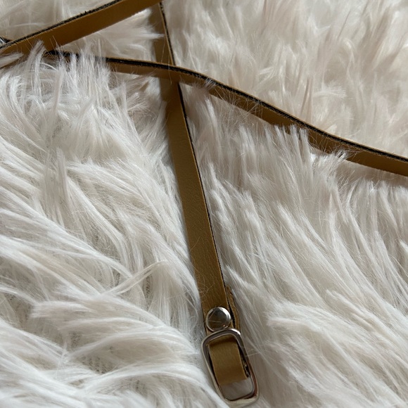 Narrow brown belt - Picture 2 of 3